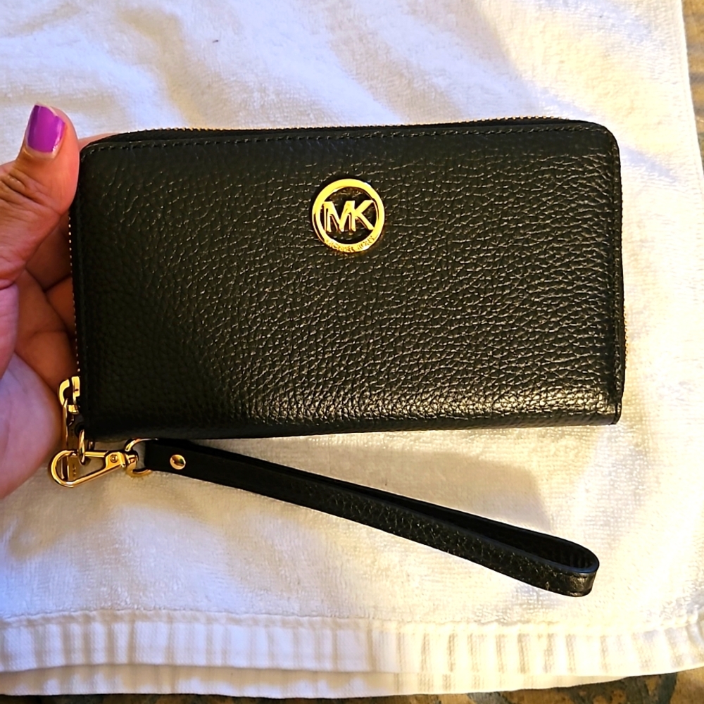 Michael Kors Multifunction Phone Case